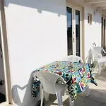 With Sea View In - 18 M²