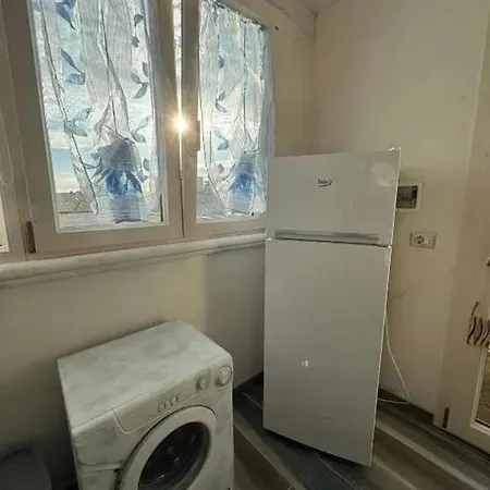 With Sea View In - 18 M² Apartment